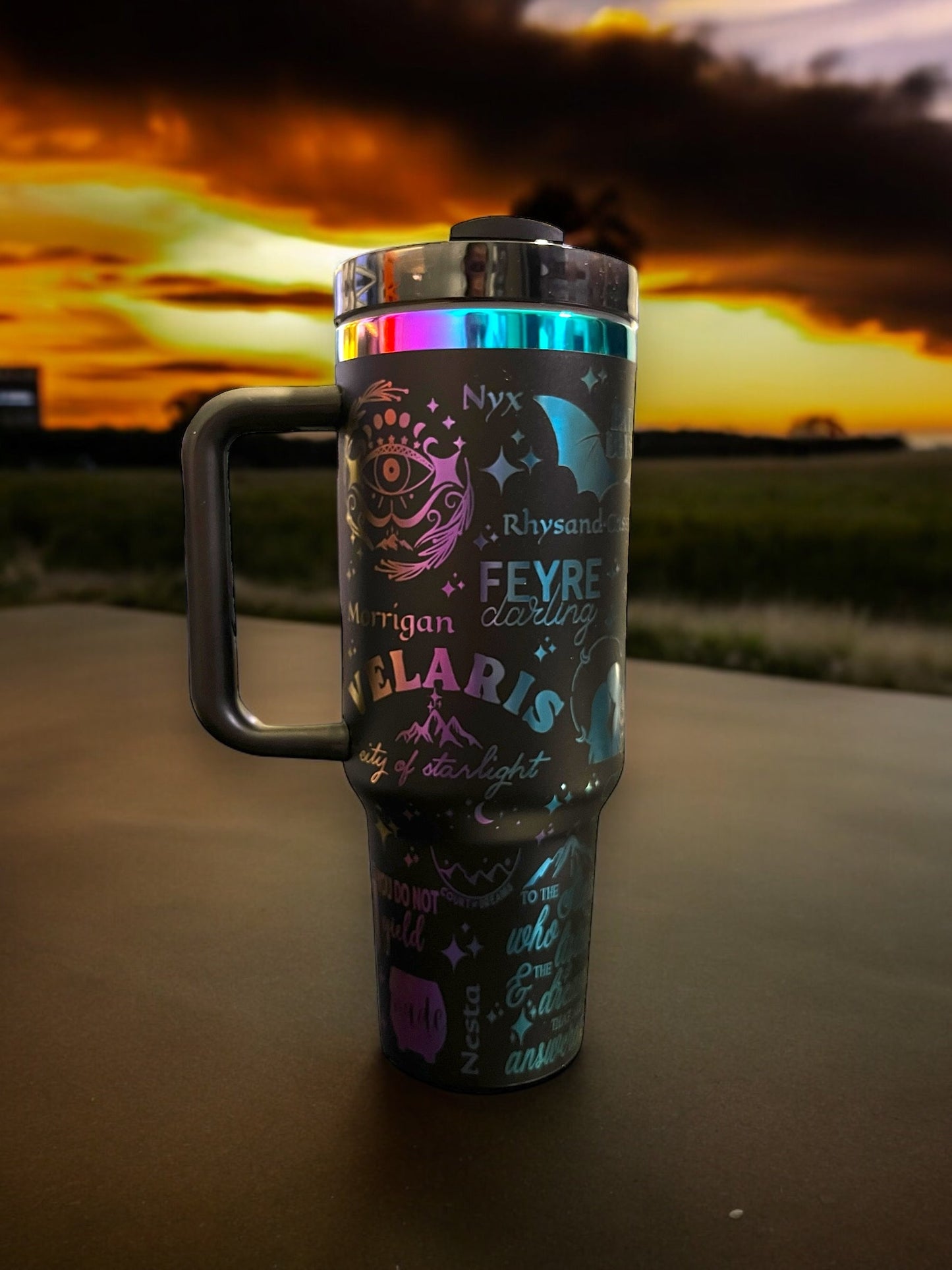 ACOTAR, Velaris, 40 oz spill proof tumbler with handle. Black Chroma Dupe, Laser engraved insulated tumbler. Book lover gift.