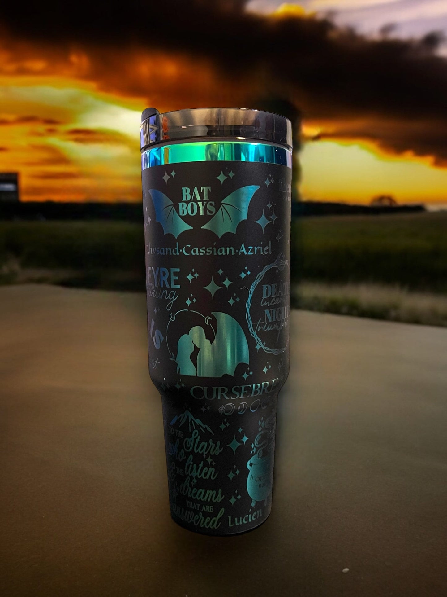 ACOTAR, Velaris, 40 oz spill proof tumbler with handle. Black Chroma Dupe, Laser engraved insulated tumbler. Book lover gift.