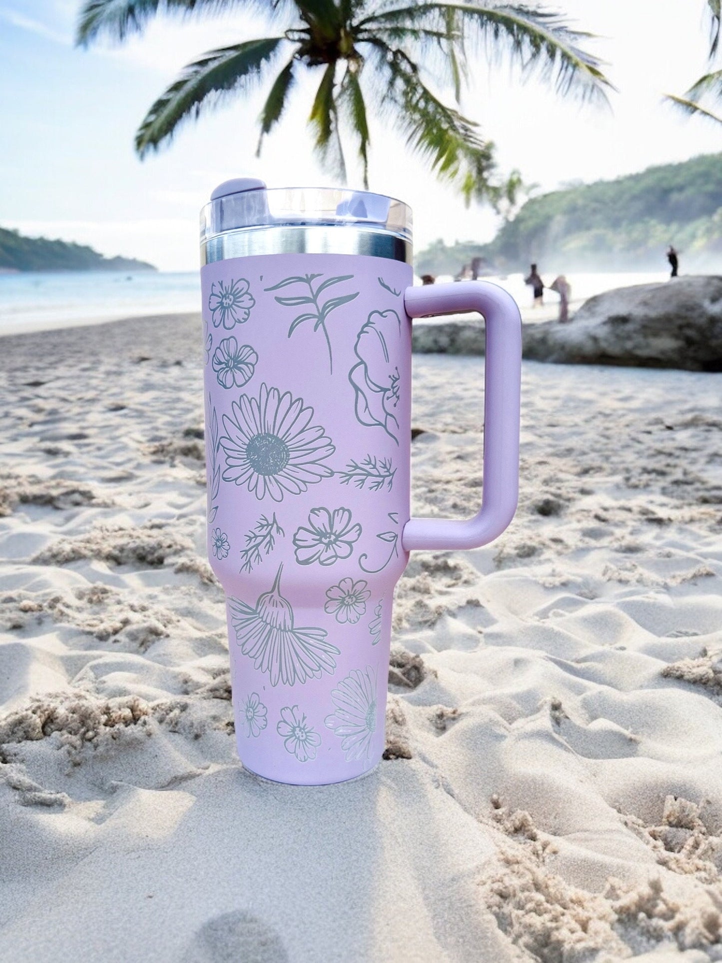 MAMA, Floral Print, Engraved 40 oz spill proof Tumbler with straw. Hot/Cold Dupe. Gift for new Mom, baby shower gift